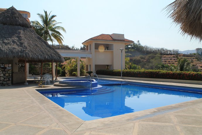 Villa del Palmar Manzanillo with Beach Club